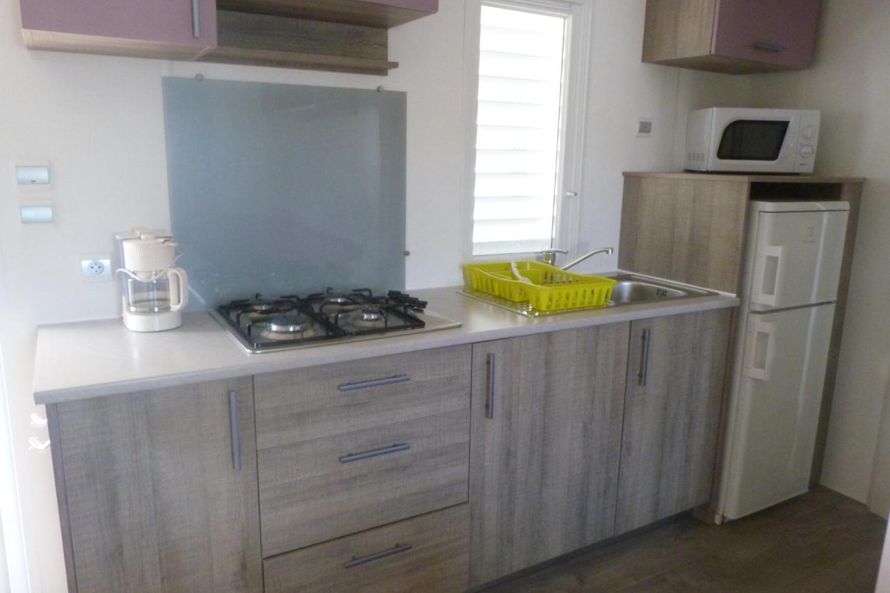 Camping L'Eau Vive Hotel Dauphin Eksteriør billede