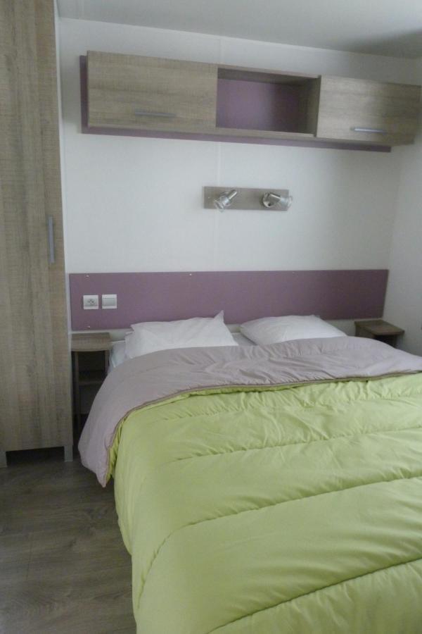 Camping L'Eau Vive Hotel Dauphin Eksteriør billede
